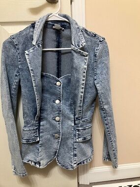 VENUS Women's Blue Button Distressed Denim Jacket/Blazer Size 4 Collared